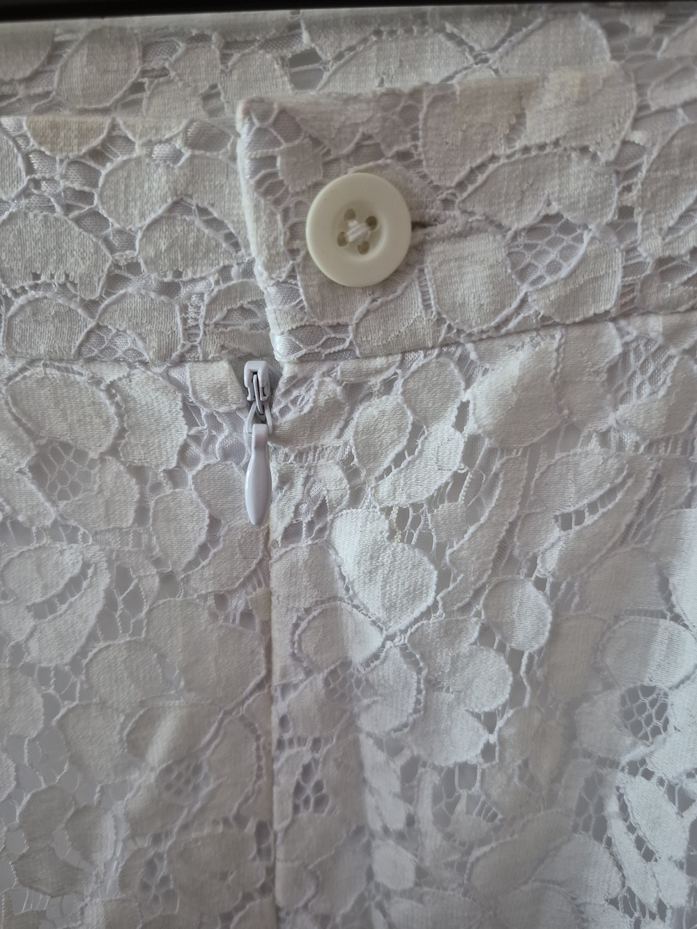 Jacob White Lace Mini Skirt - Picture 6 of 8